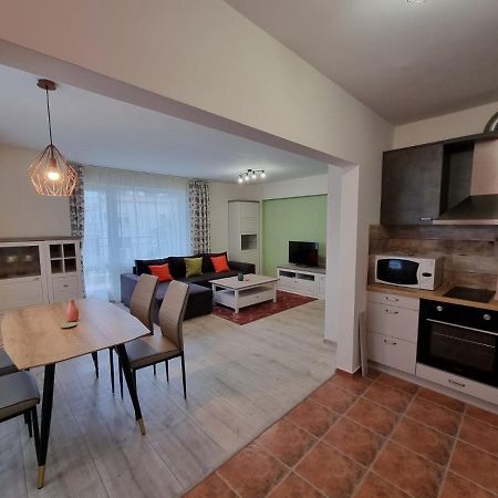 Flora - Beautiful *New* Apartment To The Beach Burgas ภายนอก รูปภาพ