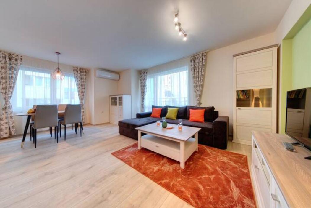 Flora - Beautiful *New* Apartment To The Beach Burgas ภายนอก รูปภาพ