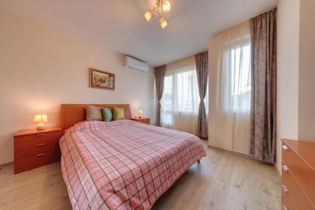 Flora - Beautiful *New* Apartment To The Beach Burgas ภายนอก รูปภาพ